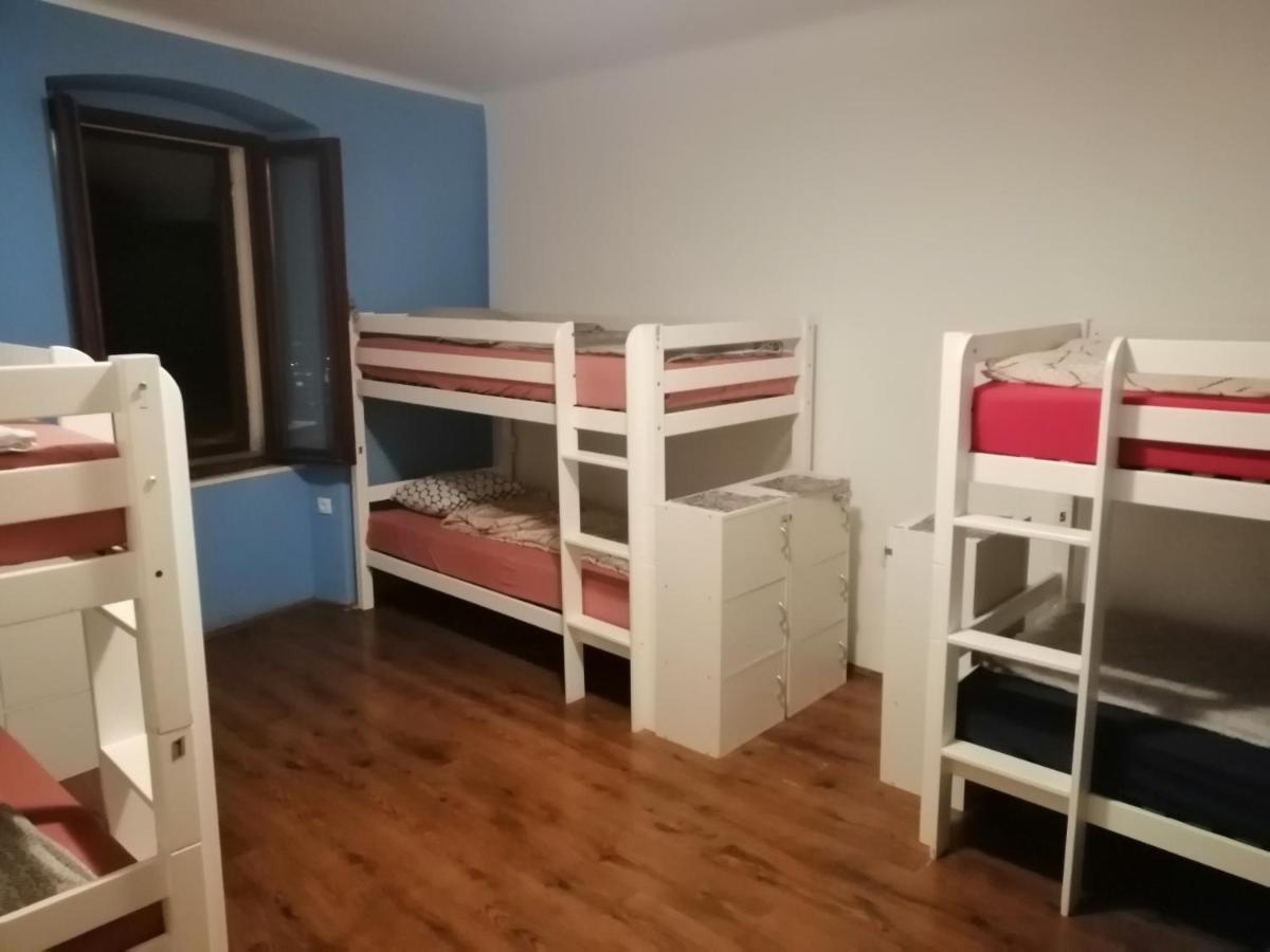 Hostel Kvarner- Private Rooms & Dorms Fiume Kültér fotó