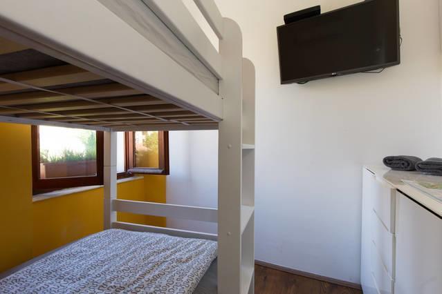 Hostel Kvarner- Private Rooms & Dorms Fiume Kültér fotó